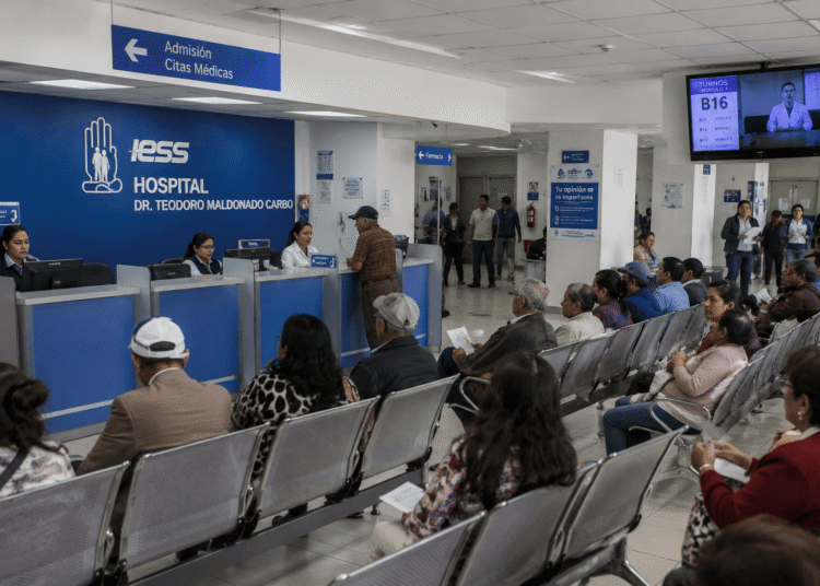El IESS busca digitalizar el agendamiento de citas médicas y proyecta 1,5 millones de citas mensuales