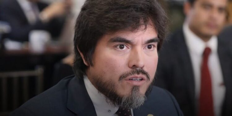 José de la Gasca denuncia intento de descalificación