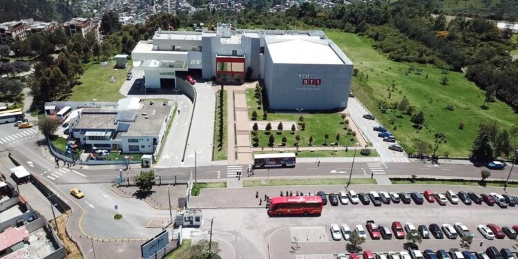 ECU 911 refuerza vigilancia nacional por incremento de incendios forestales en época seca