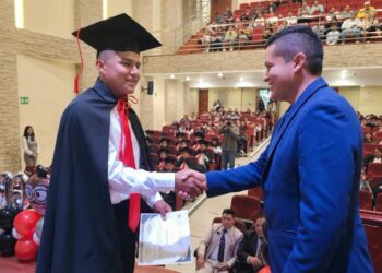 Más de 19 mil personas con escolaridad inconclusa culminan el bachillerato gracias a la oferta educativa del Gobierno