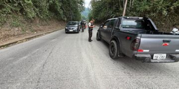 2.427 funcionarios reforzarán la seguridad y atención en Chimborazo durante el feriado del 10 de Agosto