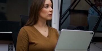 Mishel Mancheno: “La forma de conectar con la gente es tener resultados”