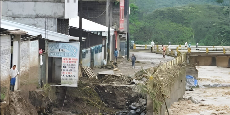 Lluvias desbordan el río Naves Chico y agravan emergencias por invierno
