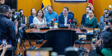 Cristian Zamora llevará a Fiscalía denuncia por crisis hospitalaria en Cuenca