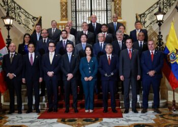 Daniel Noboa fortalece la cooperación bilateral durante su visita a Perú