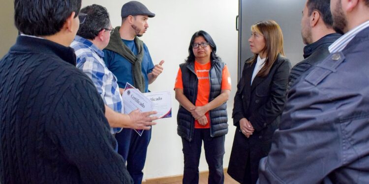 Cooperación entre Unach y Universidad de Cuenca fortalece procesos de evaluación académica